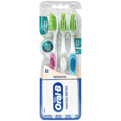 Cepillo Dental Oral B Encias Detox x3